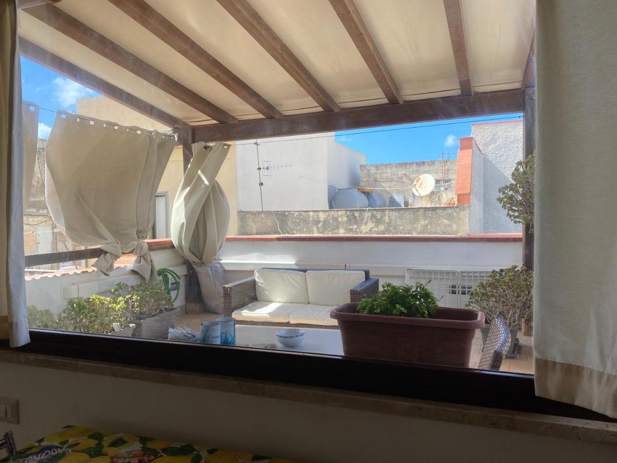 Mansarda Con Terrazzo Apartamento Trapani Exterior foto