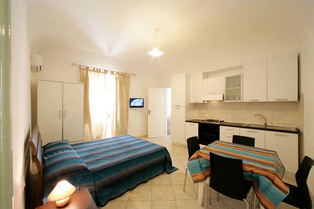 Mansarda Con Terrazzo Apartamento Trapani Exterior foto