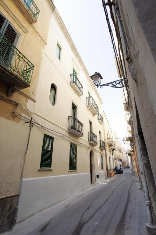 Mansarda Con Terrazzo Apartamento Trapani Quarto foto