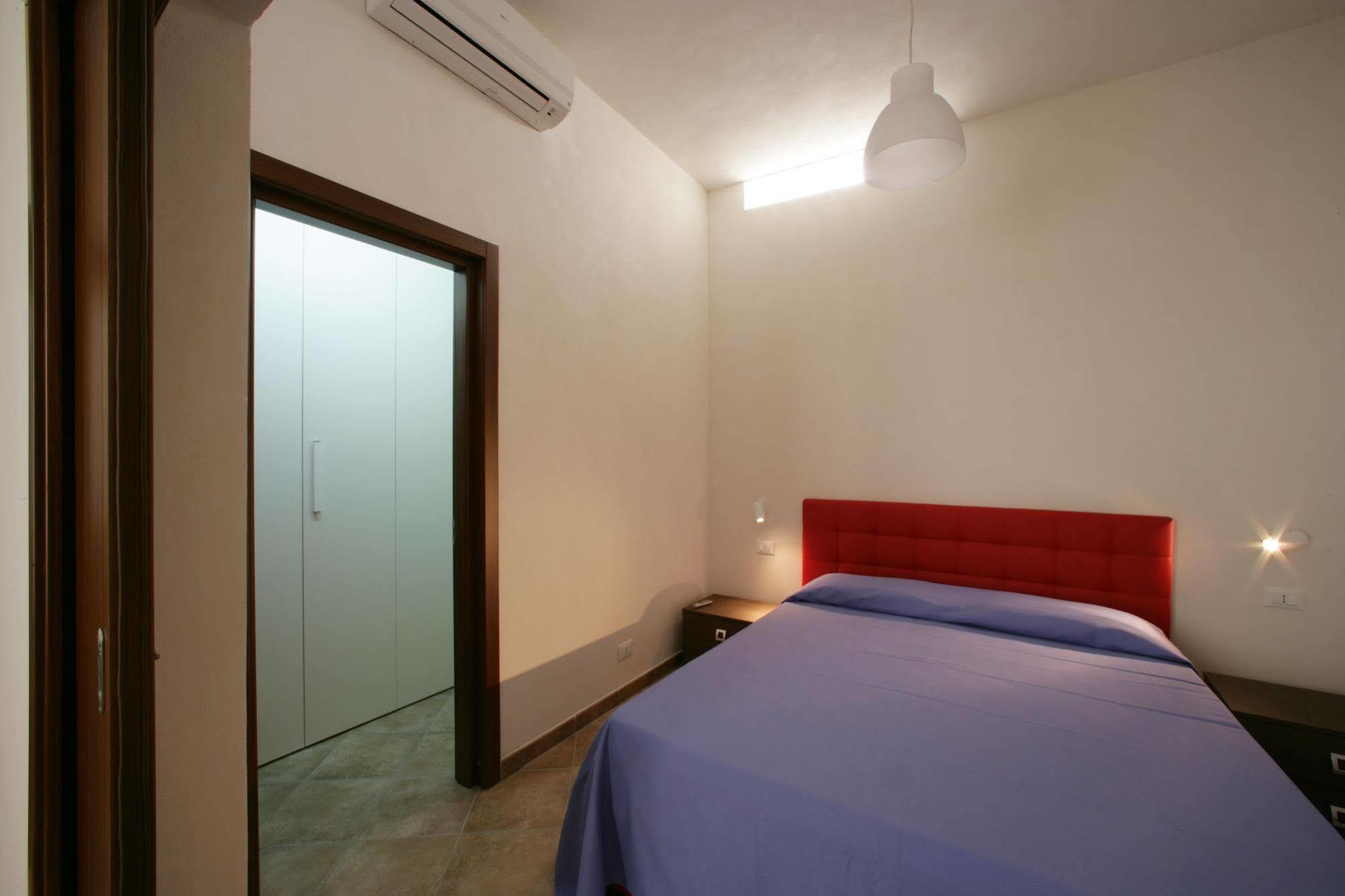 Mansarda Con Terrazzo Apartamento Trapani Exterior foto